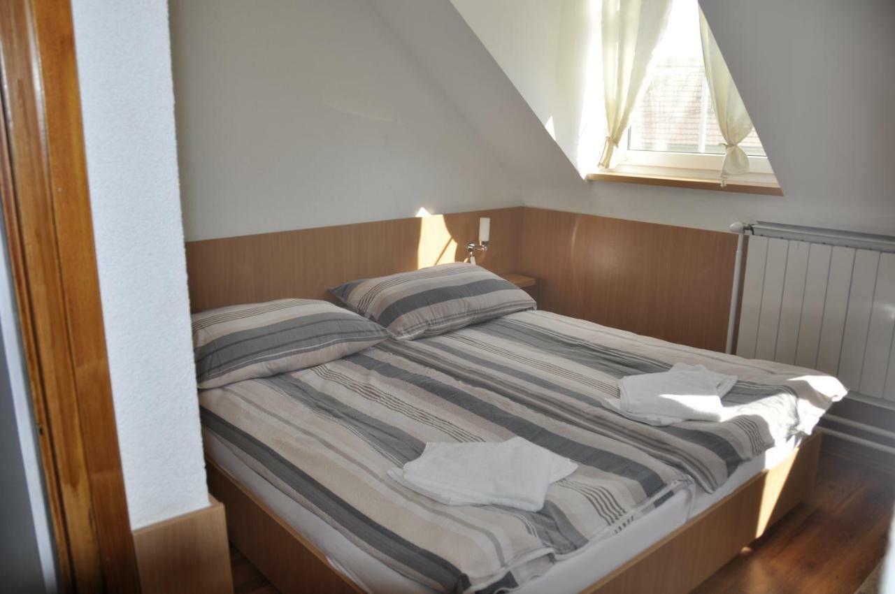 Bed and Breakfast Tengerszem Panzio Bánk Zewnętrze zdjęcie